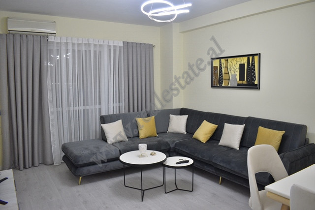 Two bedroom apartment for rent near Sabri Prezeva street in Astir.
It is positioned on the 4th floo